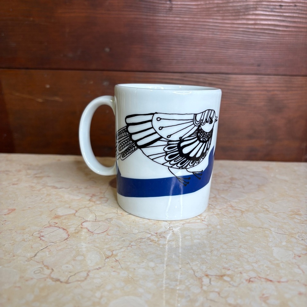 Marimekko Finland "PAKKANEN" Mug Coffee Cup 8oz 250ml 2008 Blue White Red Bird